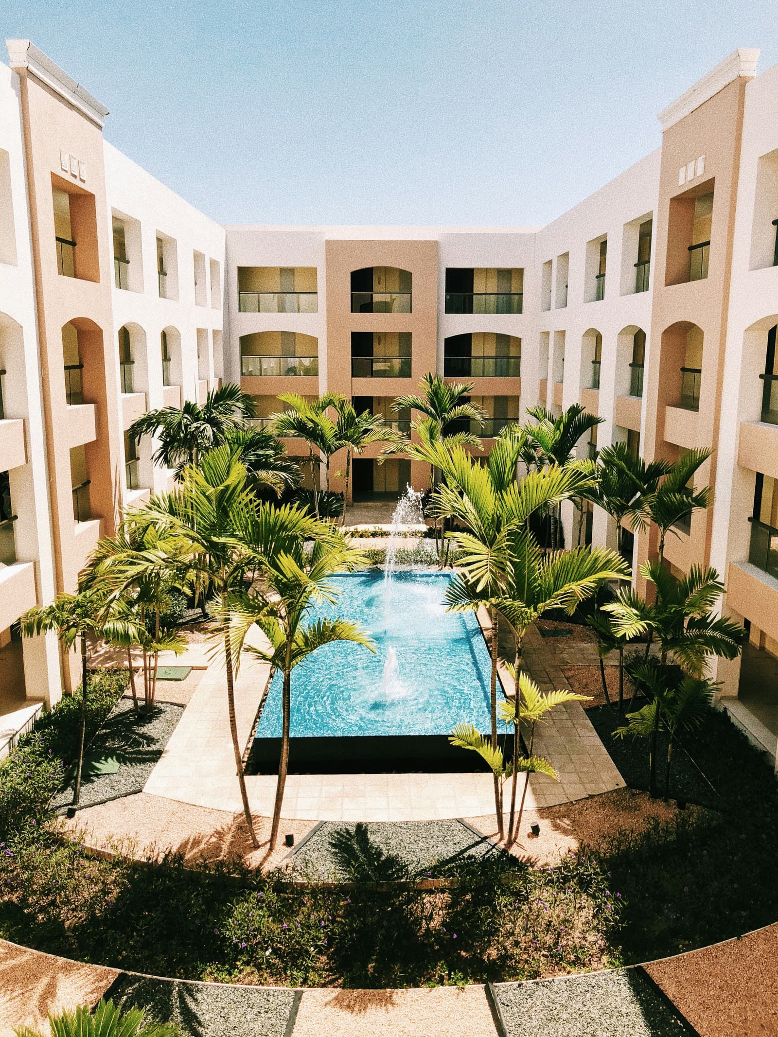 Historic hotel courtyard in Charleston